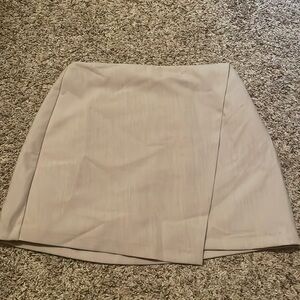 Abercrombie & Fitch Cream Mini Skirt